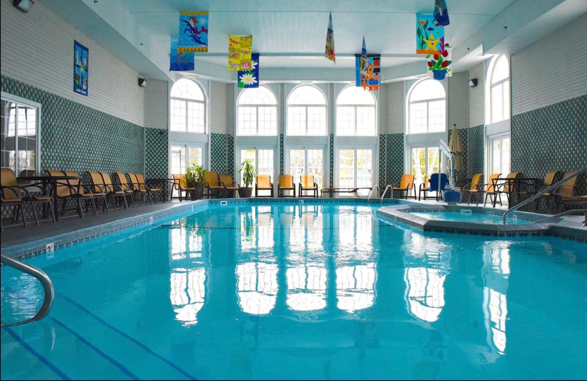 Hamilton Inn Select Beachfront Mackinaw City Bagian luar foto